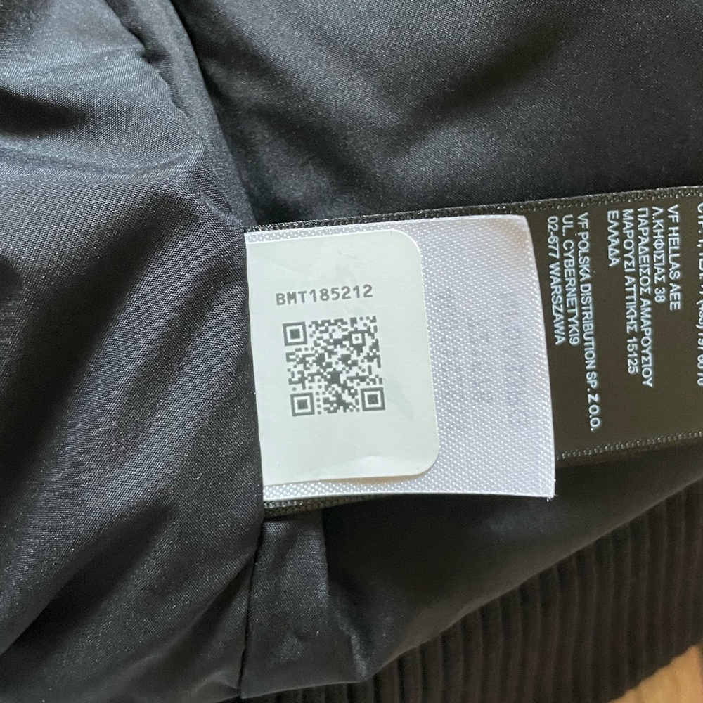 The North Face Men’s Gotham III Waterproof Jacket - Picture 8 of 9